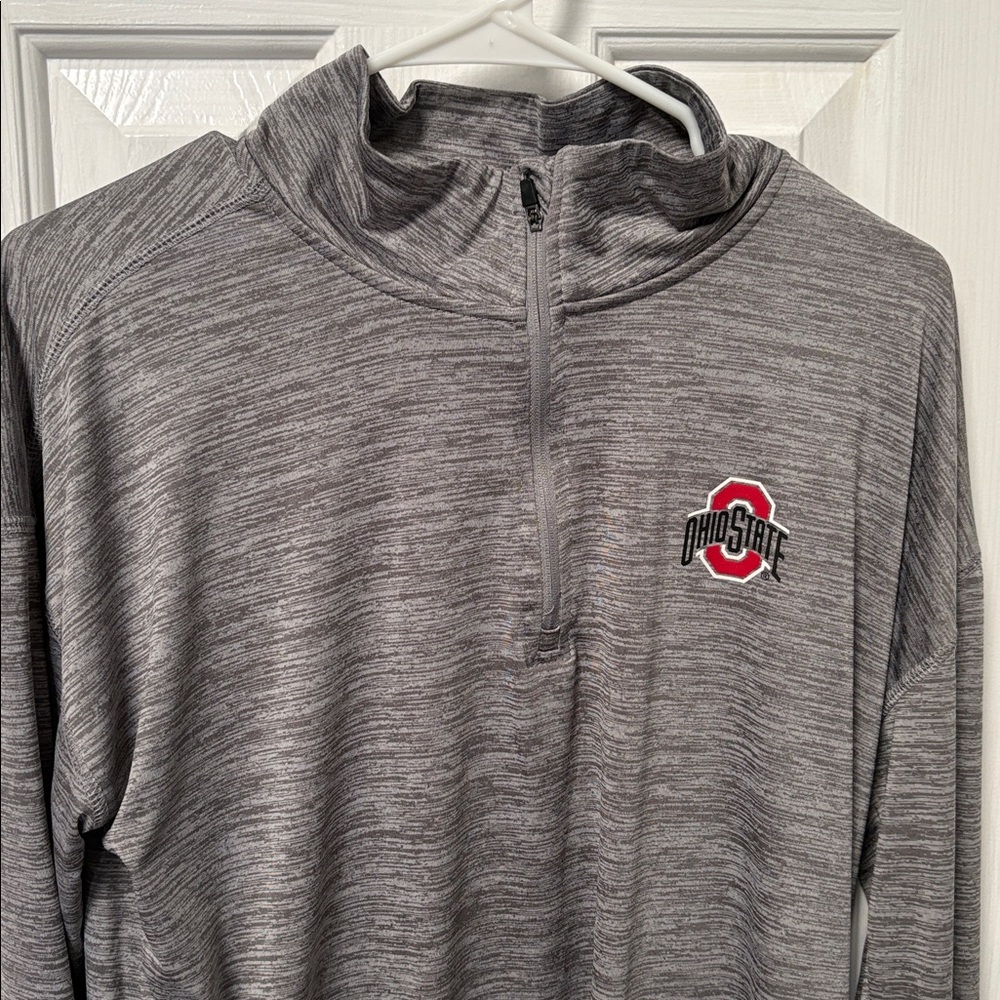 NWOT ❄️OSU 1/4 zip ❤️ Lightweight.✨️Never worn! Size: XL